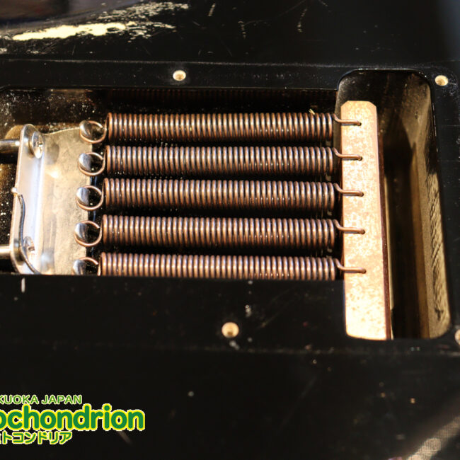 魔改造したフェンダージャパンのラージヘッドモデルです！（ダイナ製）