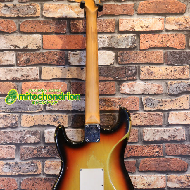 ラージヘッドのストラトキャスター！