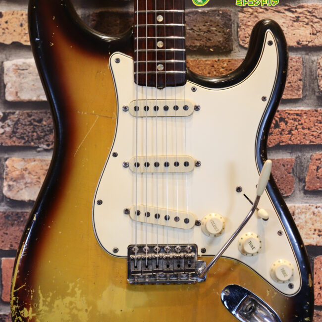 ラージヘッドのストラトキャスター！