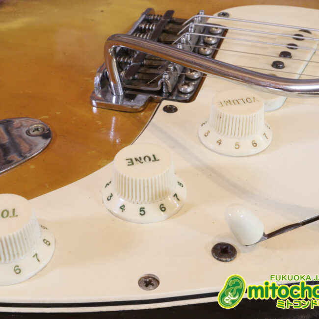 ラージヘッドのストラトキャスター！