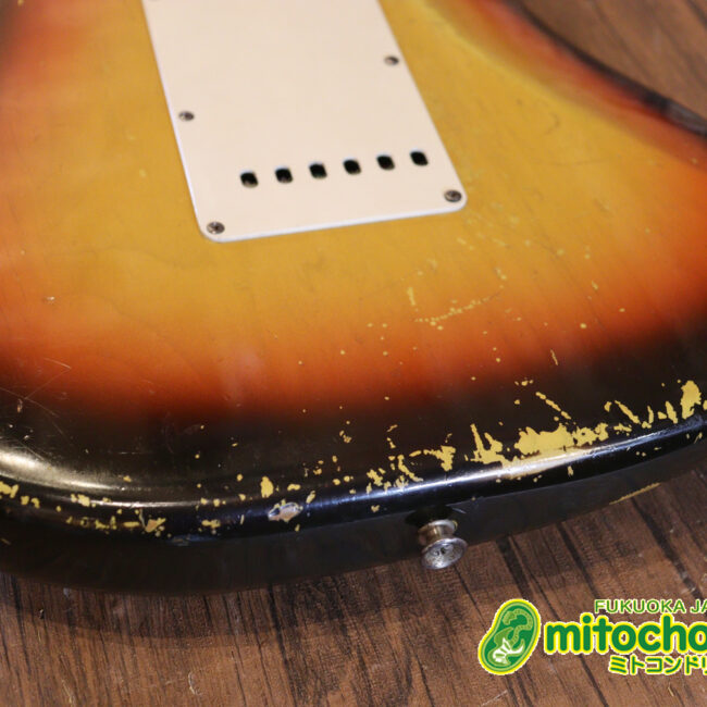 ラージヘッドのストラトキャスター！