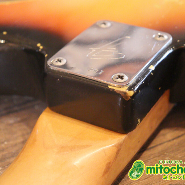 ラージヘッドのストラトキャスター！