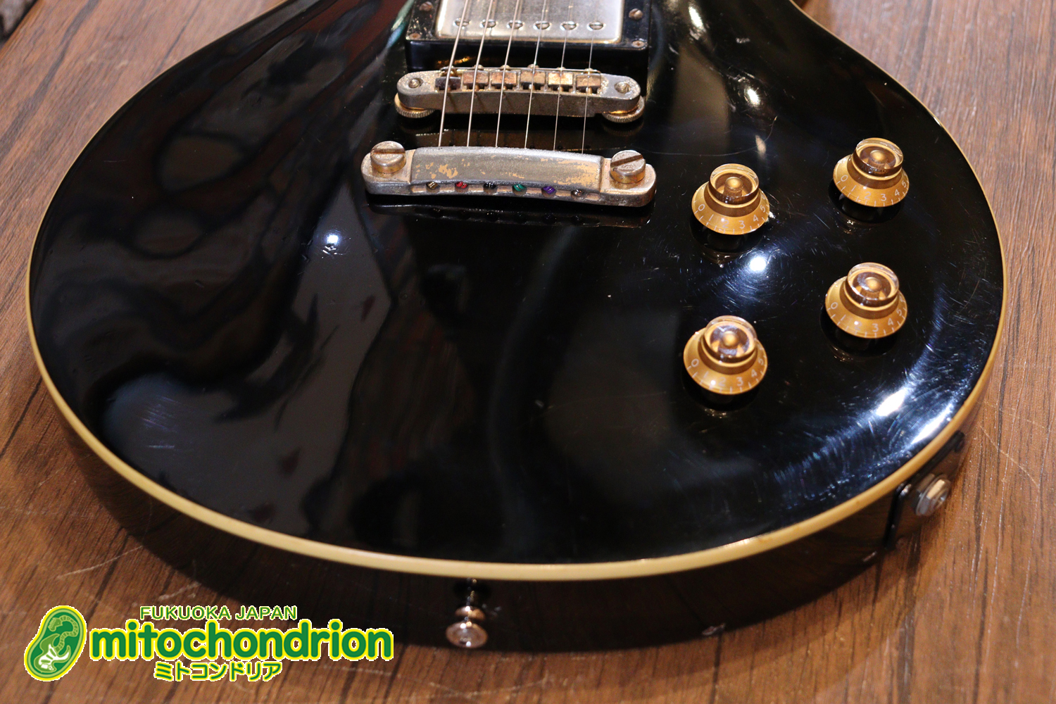 プレイヤーズコンディション、バーニーのレスポール・スタンダード、ブラック！