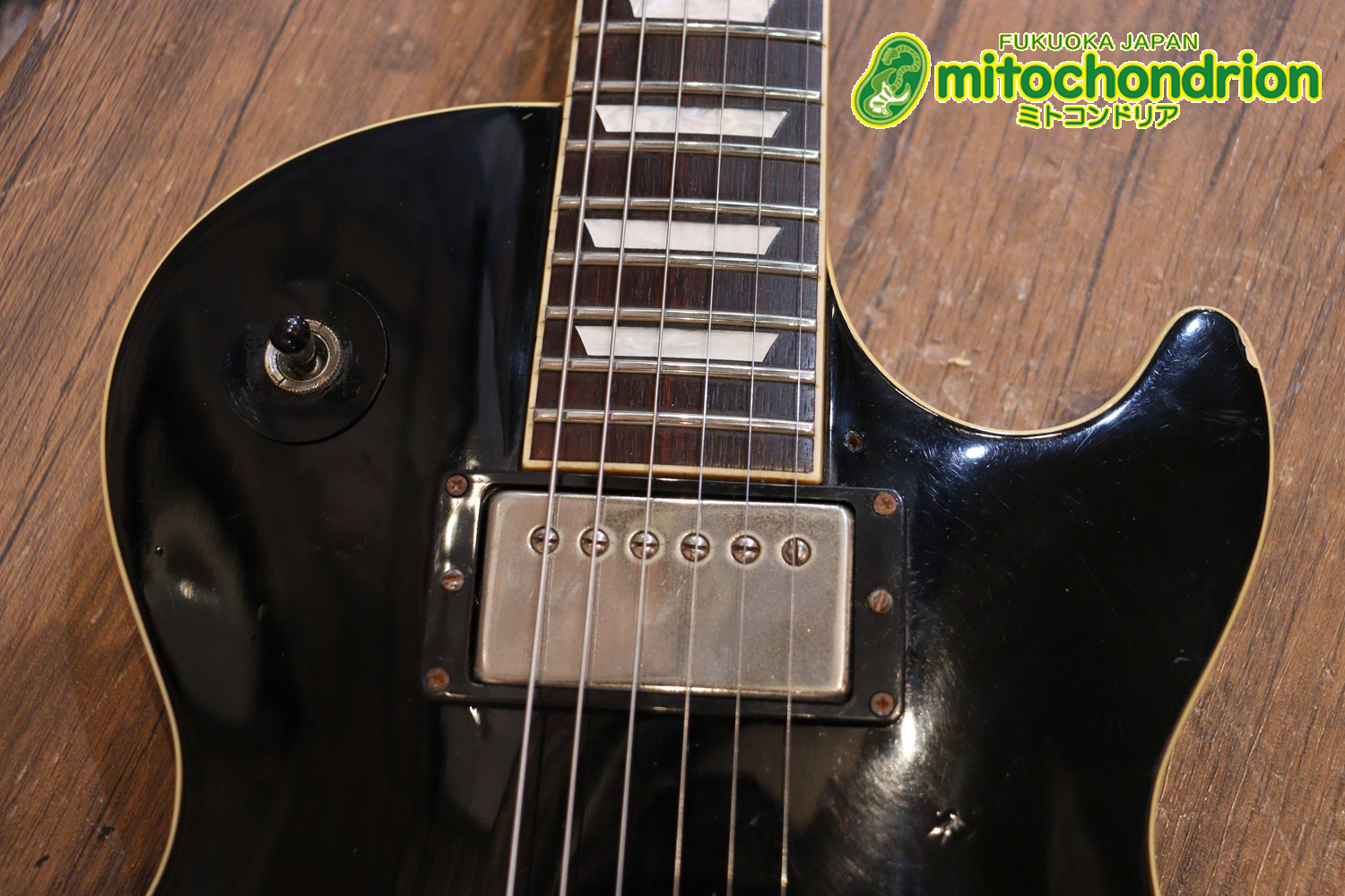 プレイヤーズコンディション、バーニーのレスポール・スタンダード、ブラック！