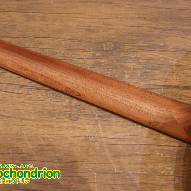 ずば抜けた耐久性があり、見た目もカッコ良いハカランダ柄のサイドバック！チューナー付きのエレアコです！D type