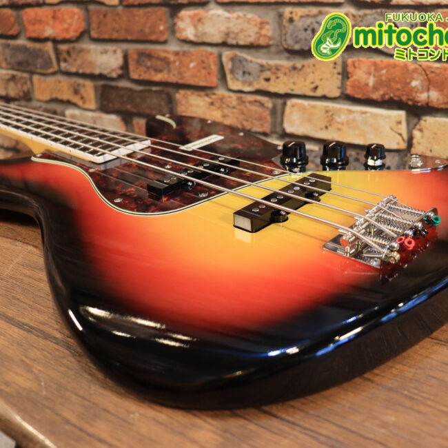 バインディング・ドットで21フレット仕様！
