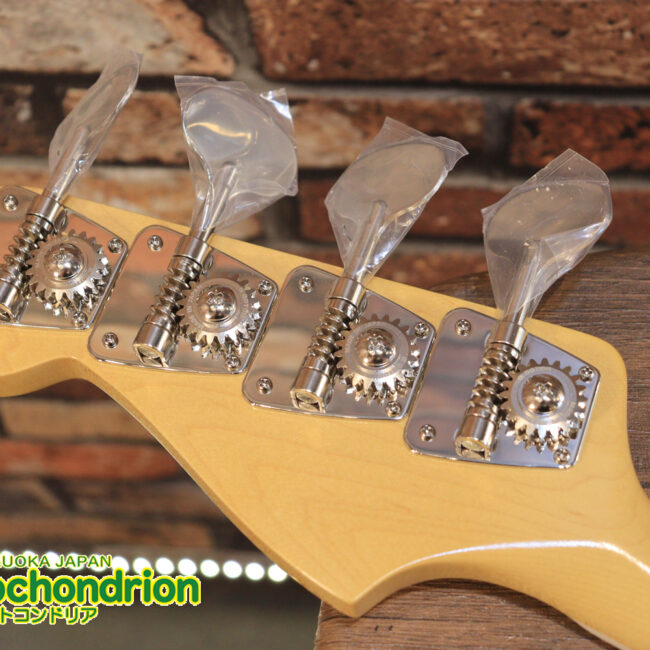 バインディング・ドットで21フレット仕様！