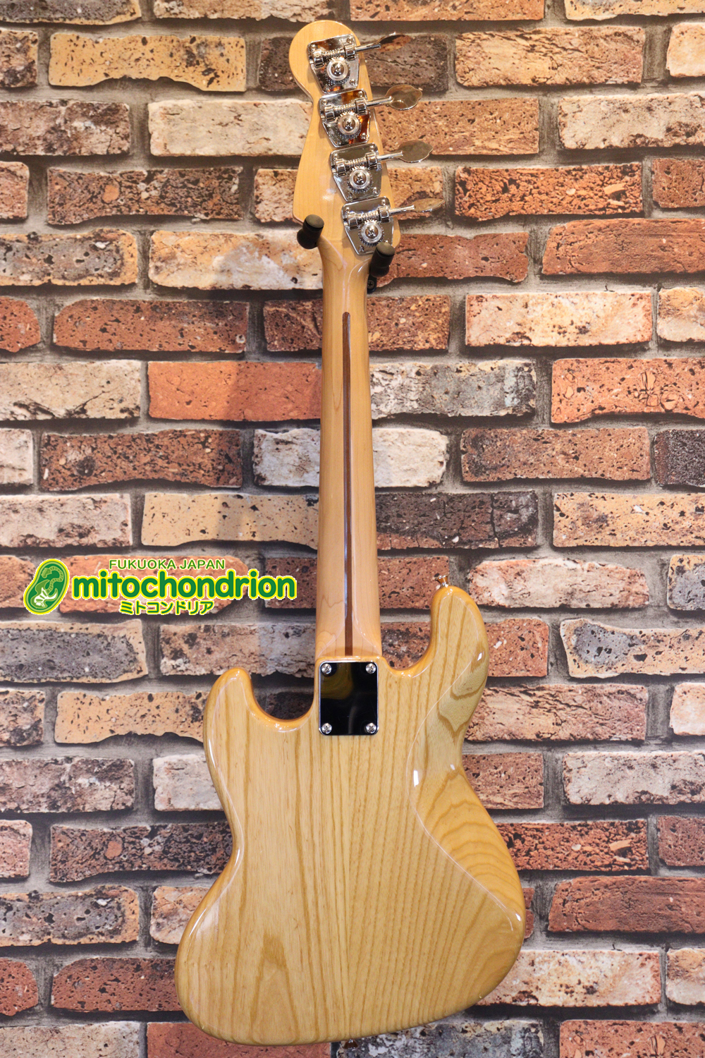 クオリティーがかなり高いミニジャズベースです！