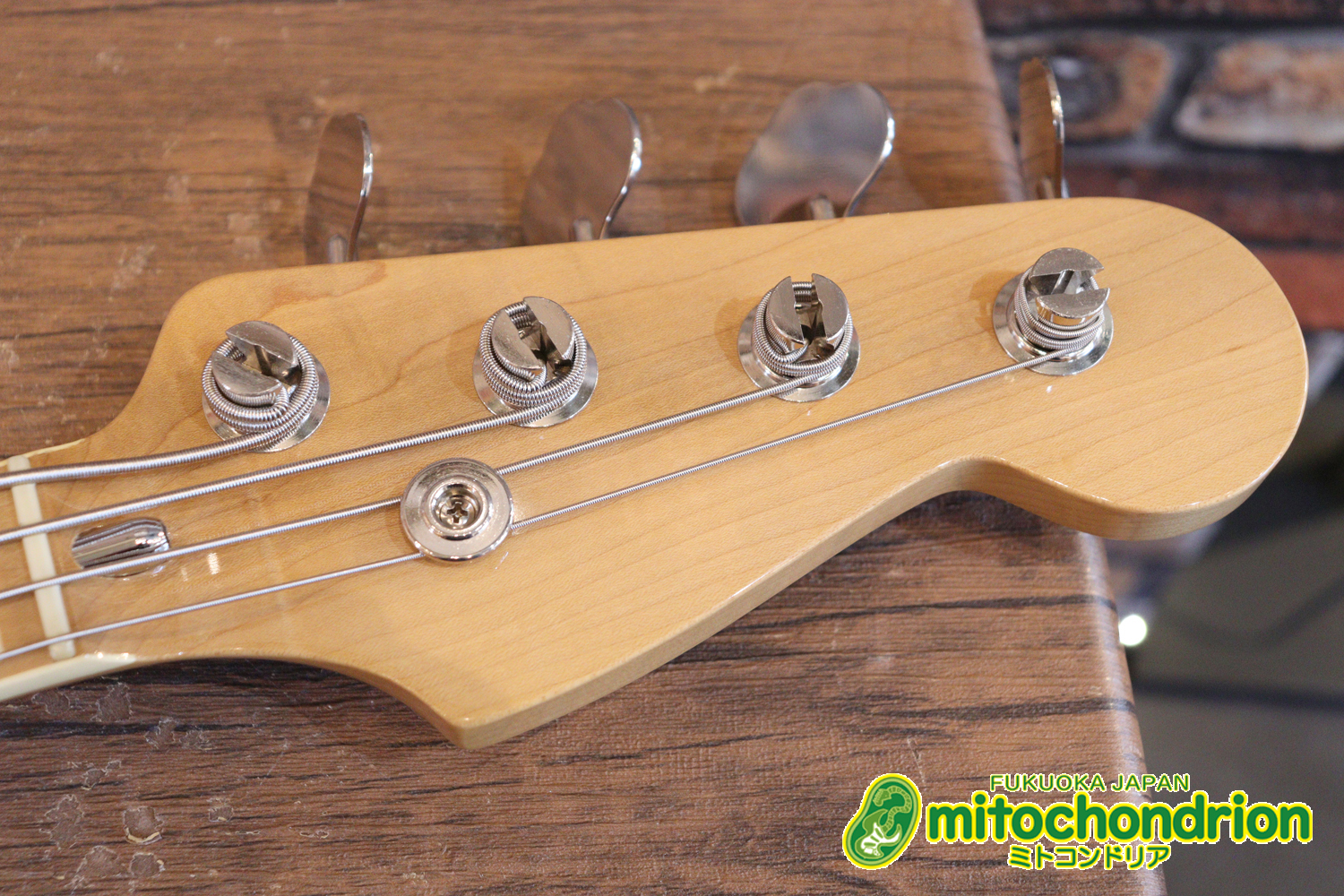 クオリティーがかなり高いミニジャズベースです！