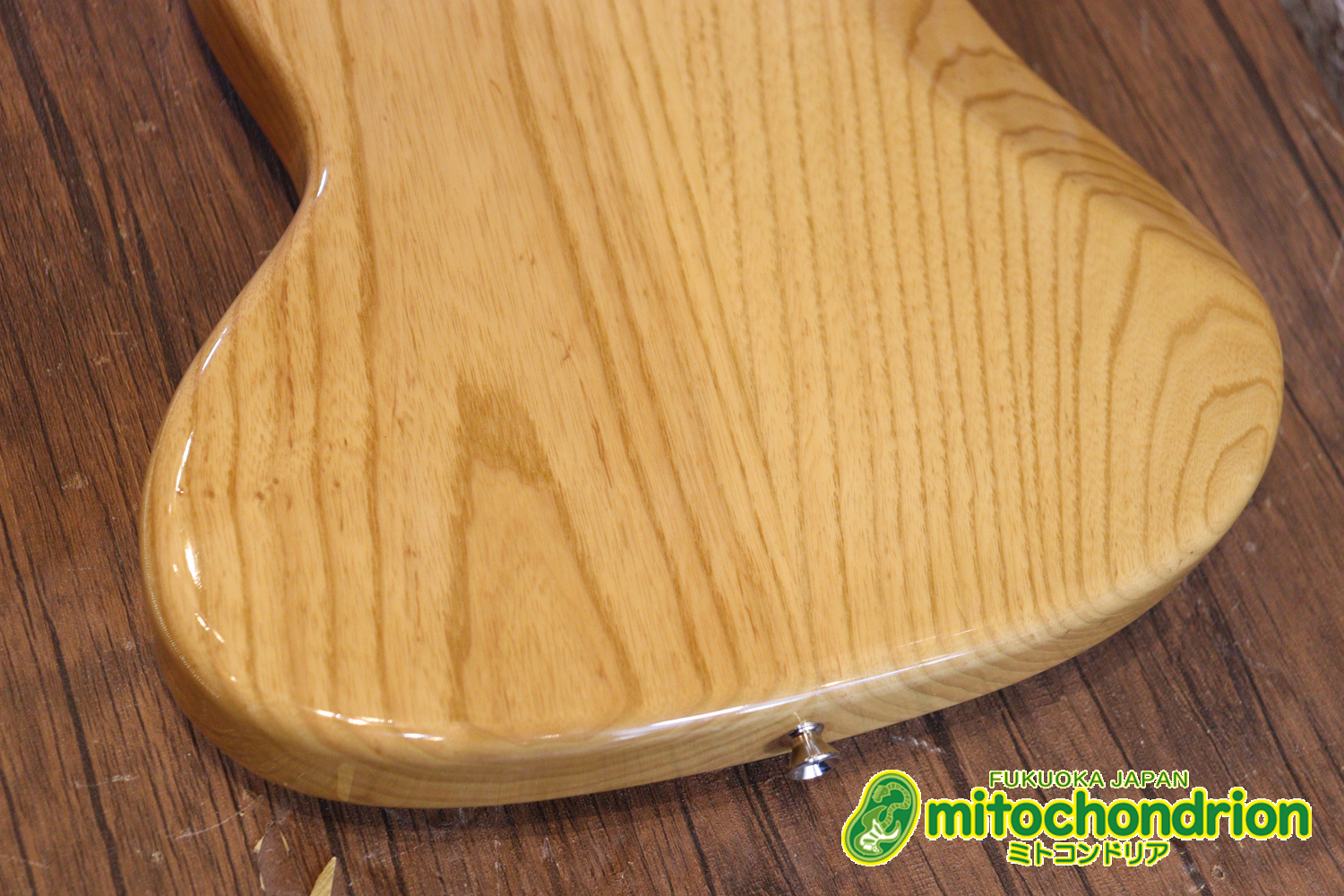 クオリティーがかなり高いミニジャズベースです！