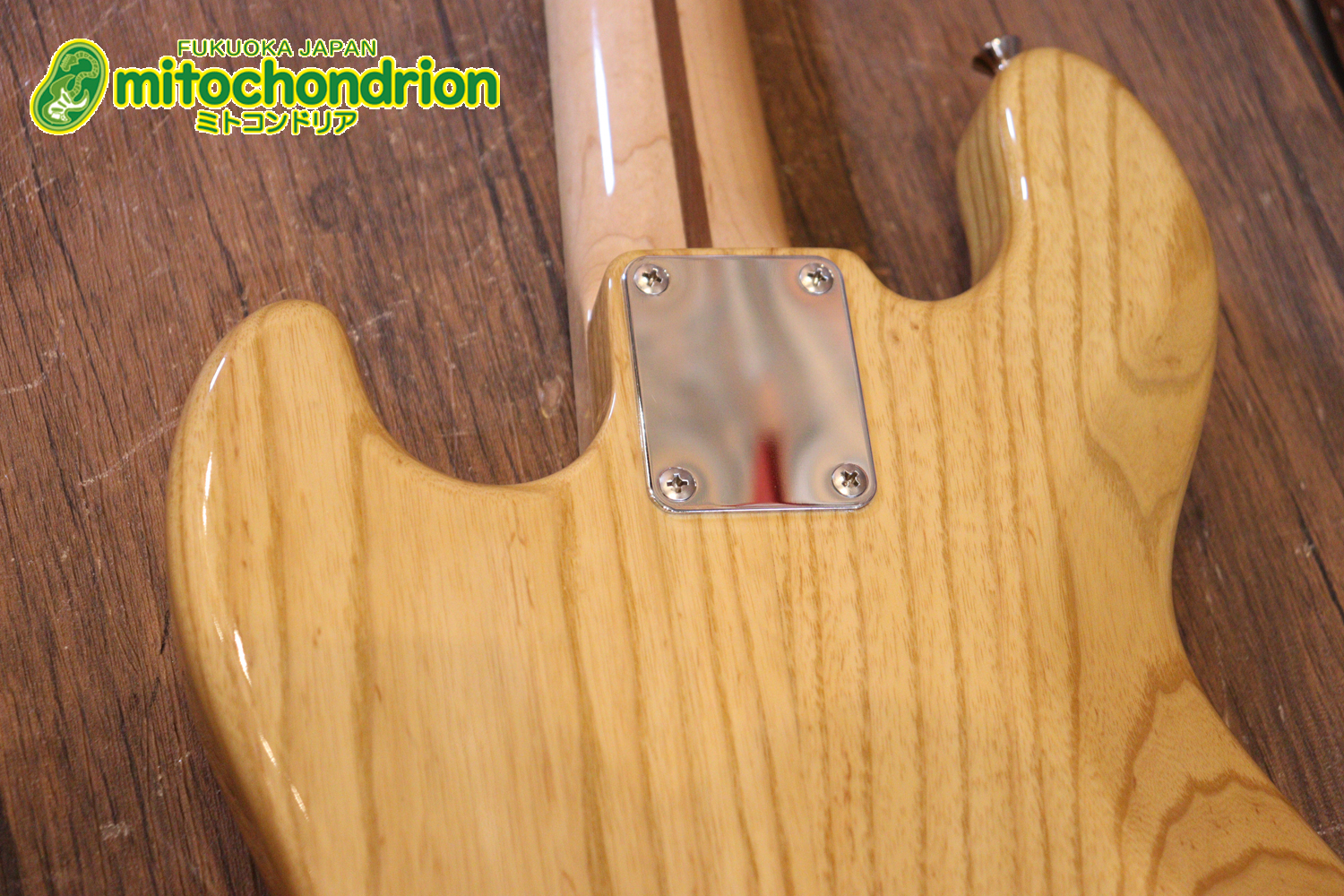 クオリティーがかなり高いミニジャズベースです！