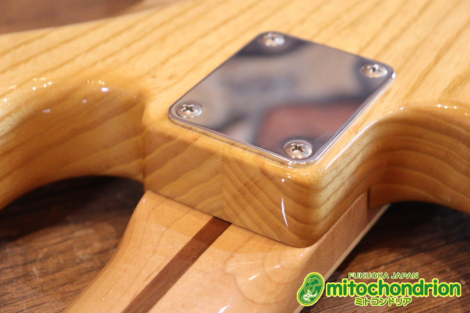 クオリティーがかなり高いミニジャズベースです！