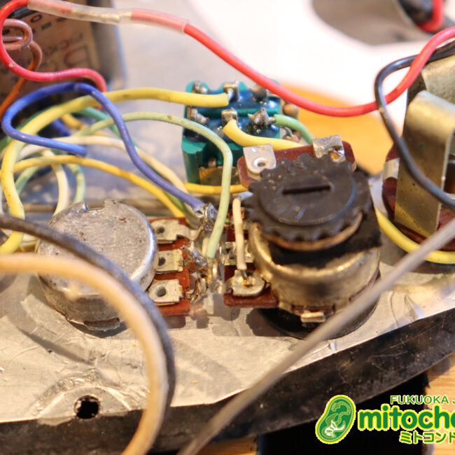 クオリティーがかなり高いミニジャズベースです！