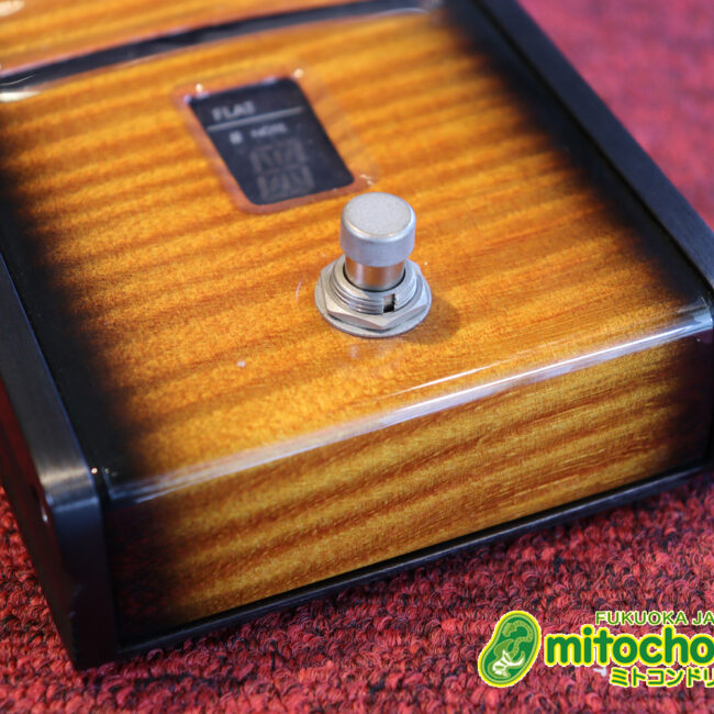 コルグ定番のチューナー！限定品のリアルウッドボディーです！