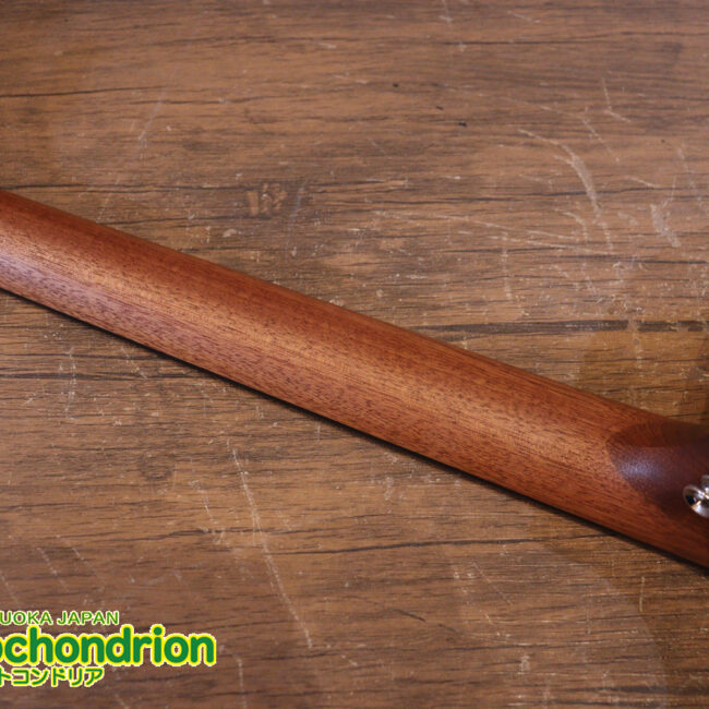 ドレッドノートとOOOの良い所を組み合わせたボディーのGPC！ハイフレットも弾きやすいです。