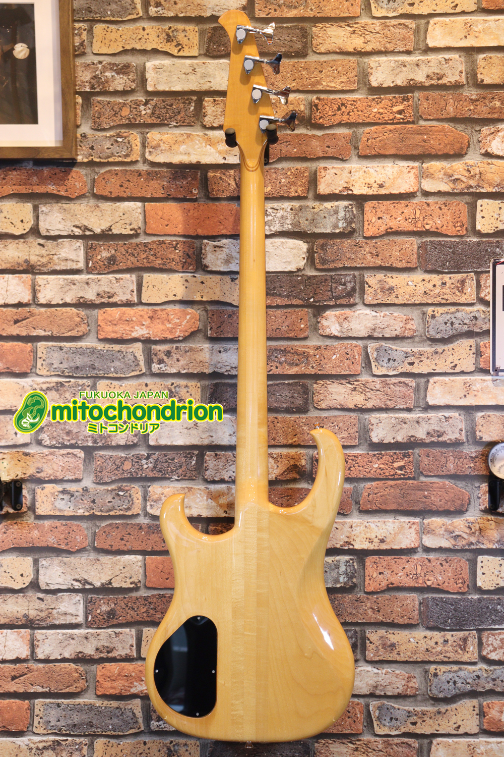 さすがのコストパフォーマンス！弾きやすさ、サウンドは抜群です！