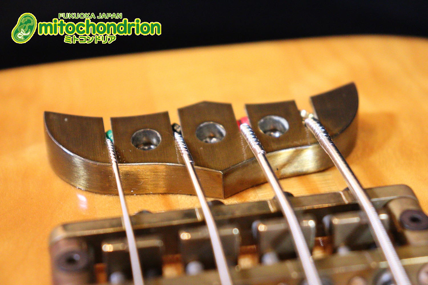 さすがのコストパフォーマンス！弾きやすさ、サウンドは抜群です！