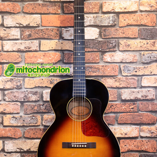 小ぶりなボディーでお馴染みL-00のエピフォンバージョンです！Gibsonヘッド！
