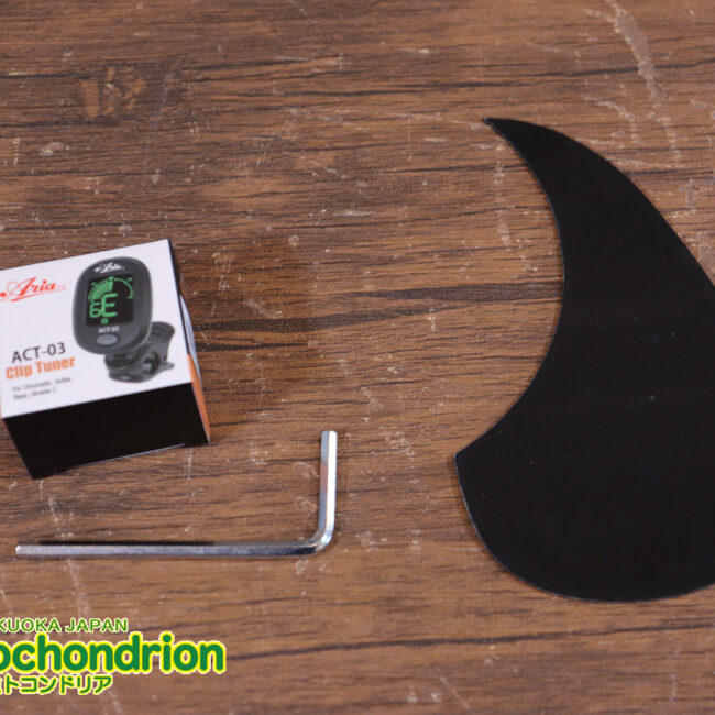 これから始めるプレイヤーにもお勧め！トップ材は単板です。クリップチューナー付き！2