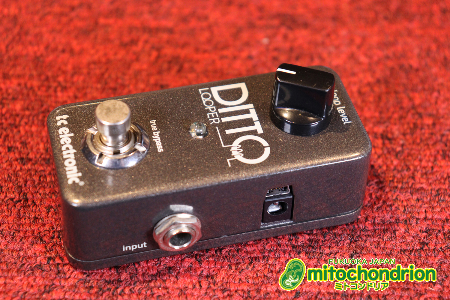 最大5分間のプレイを録音して繰り返し流せるルーパー！