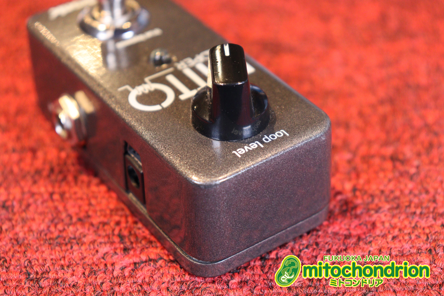 最大5分間のプレイを録音して繰り返し流せるルーパー！