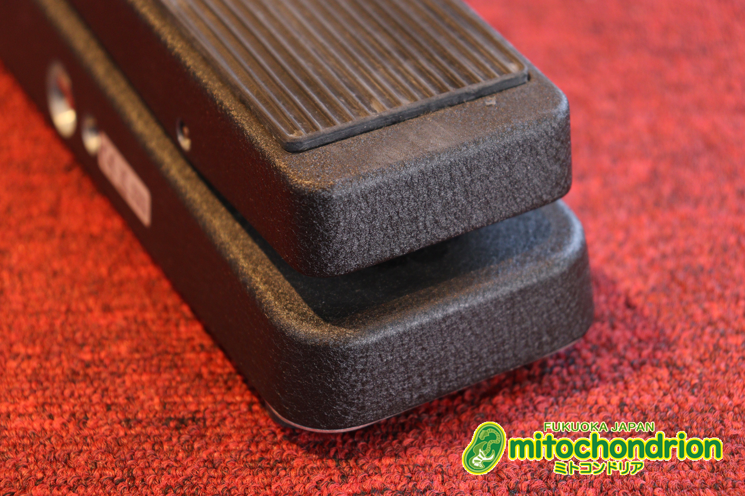 一番スタンダードなワウペダル！