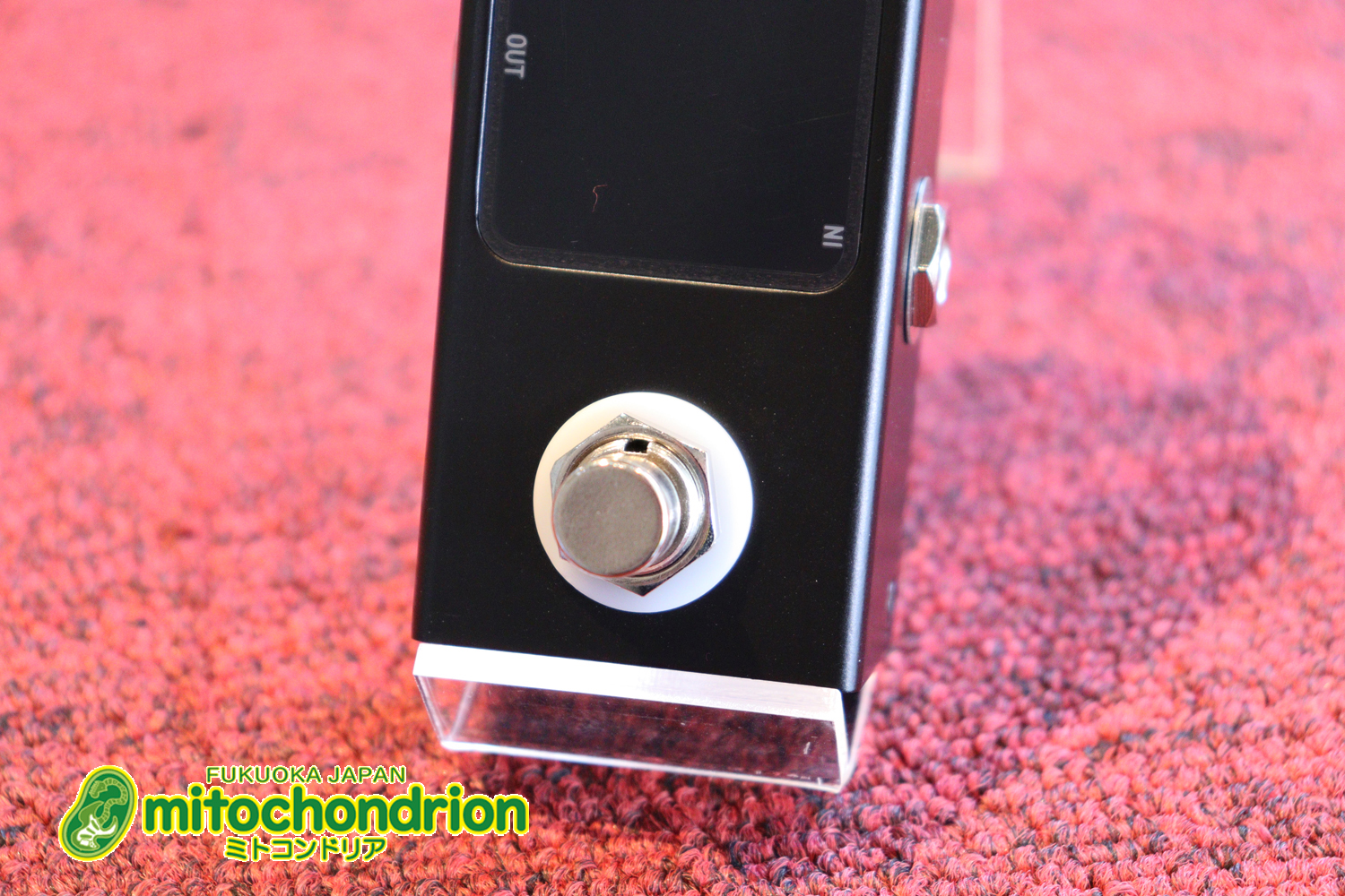 トゥルーバイパス仕様のペダル式チューニングメーター！