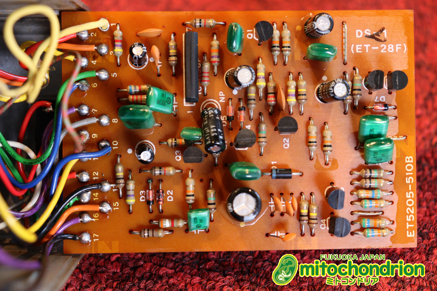 配線材をウェスタンエレクトリックに交換しLEDもブルーに！