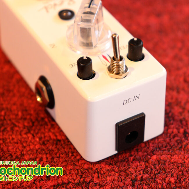 ミニスイッチで3つのモード切替が出来て、3台のオーバードライブを持っている気分！