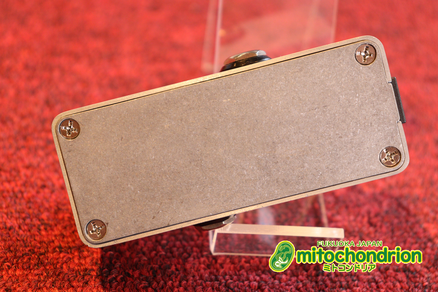 ミニスイッチで3つのモード切替が出来て、3台のオーバードライブを持っている気分！